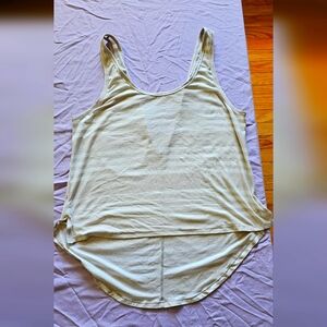 Lightweight cotton singlet